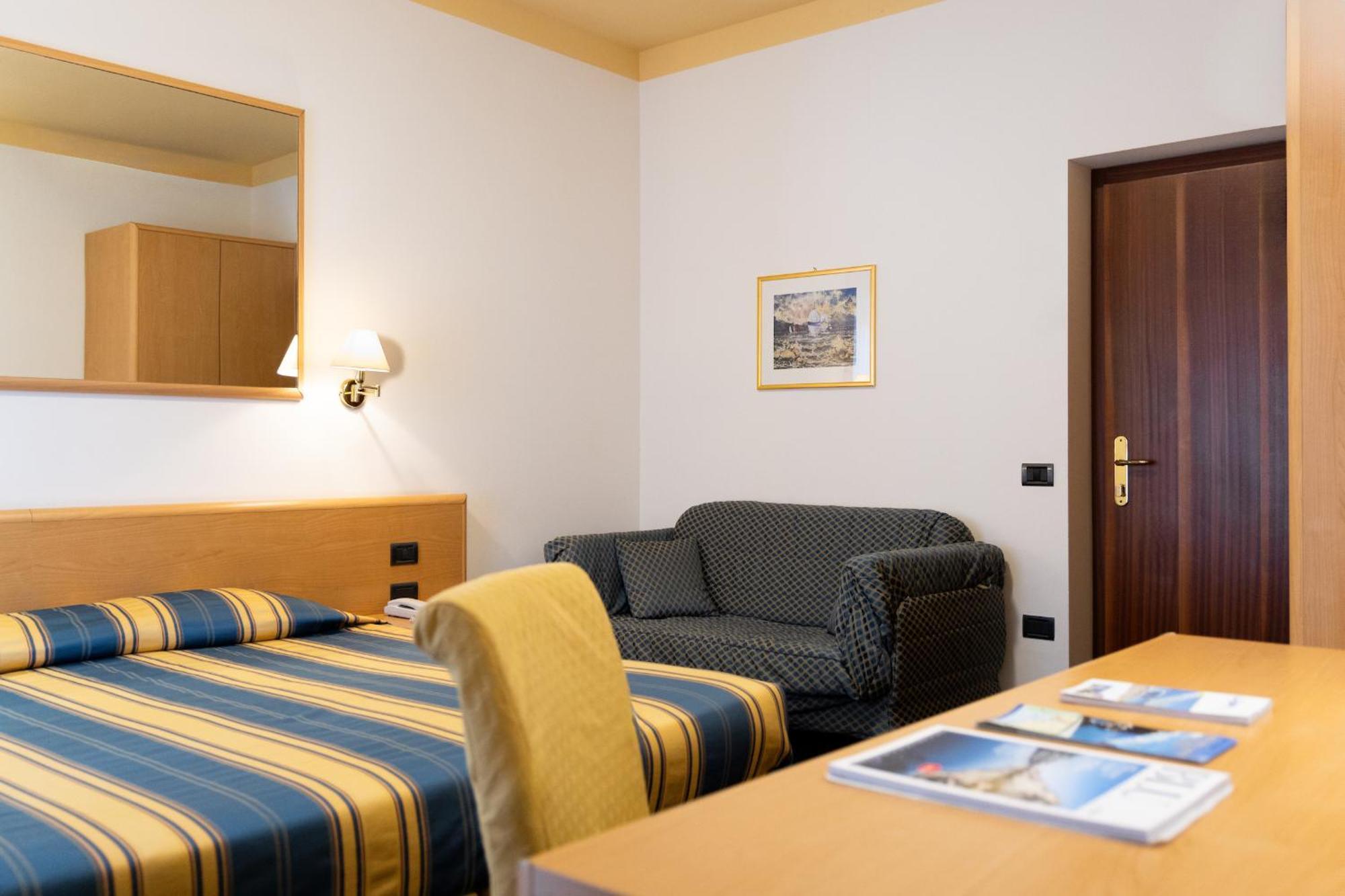 Brione Green Resort ريفا ديل غاردا المظهر الخارجي الصورة