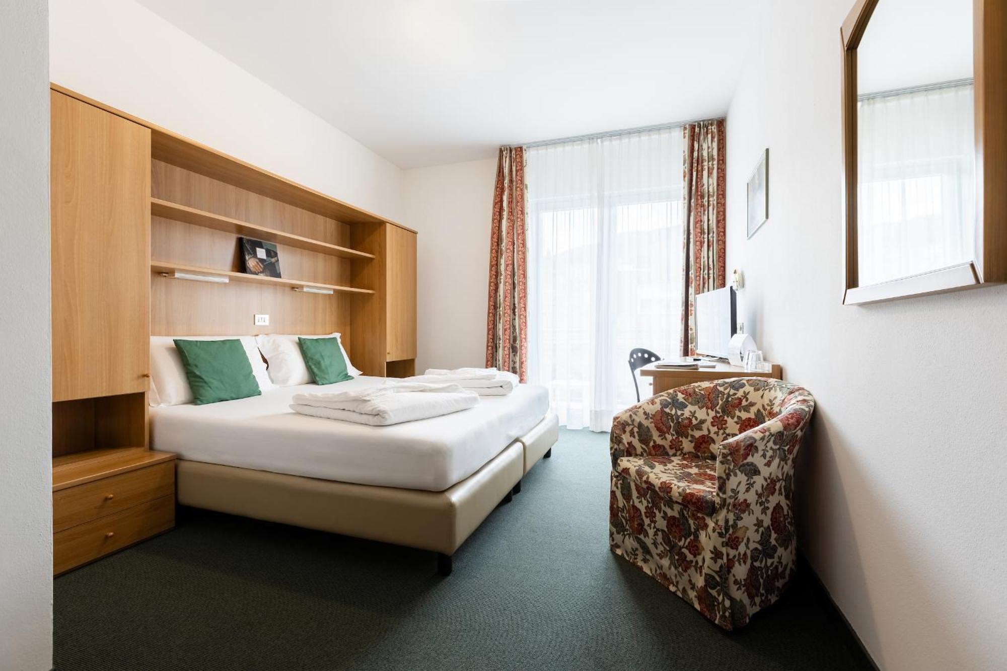 Brione Green Resort ريفا ديل غاردا المظهر الخارجي الصورة
